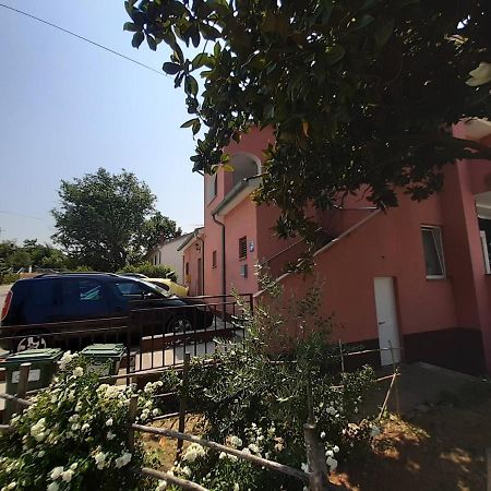Two Bed Rooms Fortuna Near The Beach Porec Exterior photo
